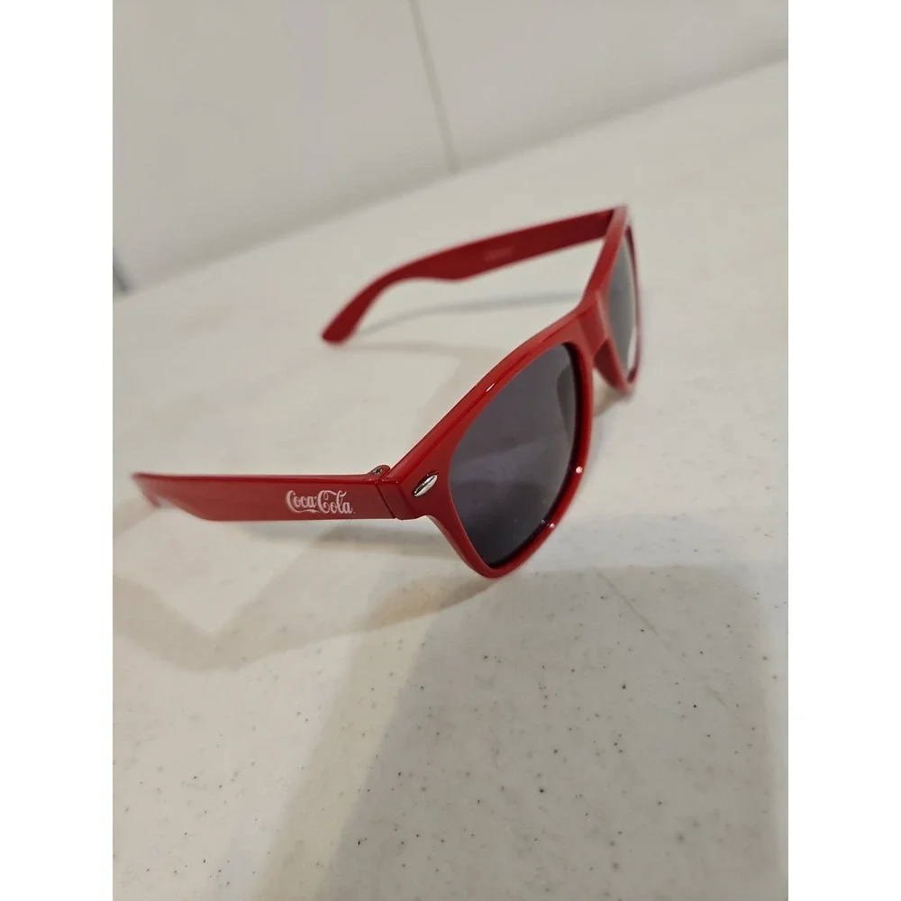 Coca-Cola Red Sunglasses UV Protection Promotional Collectible NIP‎
